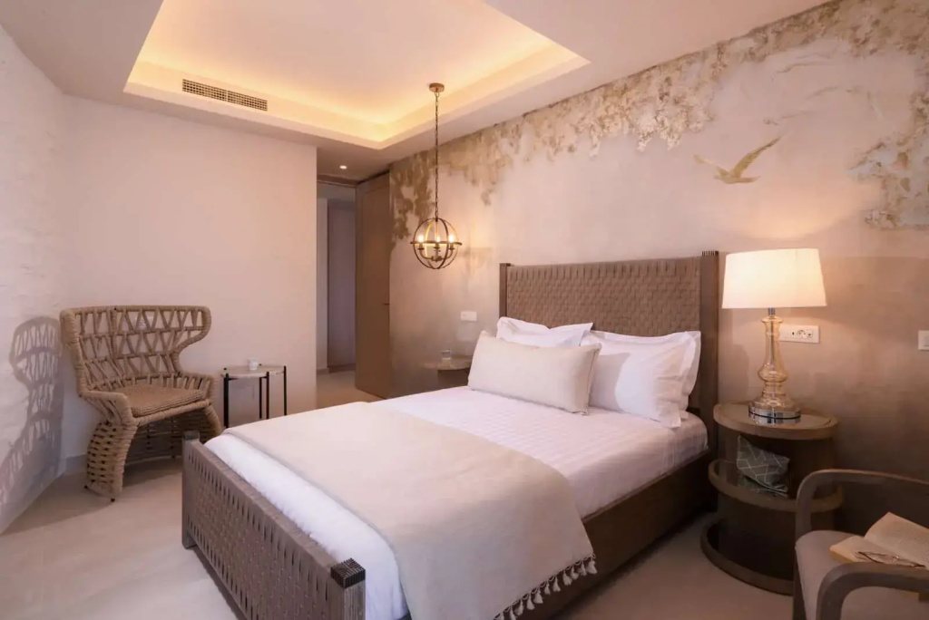 Oasis Double Suite (full double bed)