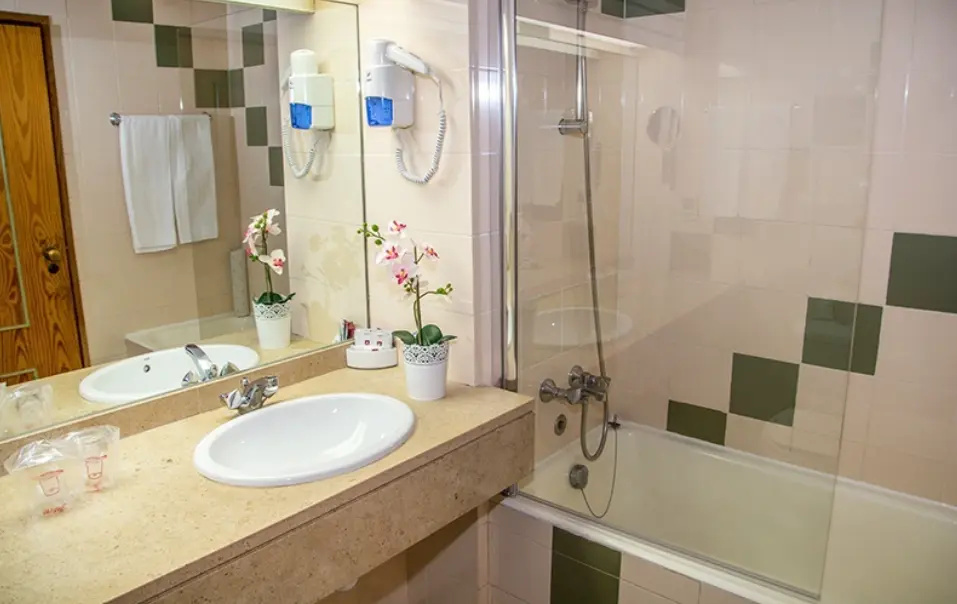 Luna Hotel Da Oura - Chambres