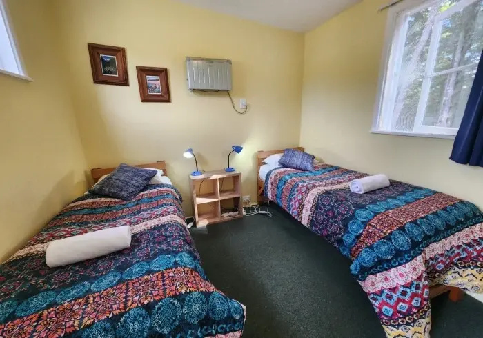 Double Cabin (twin beds)
