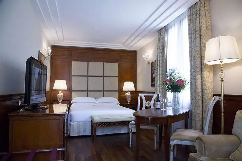 Luxury Double Junior Suite (full double bed)