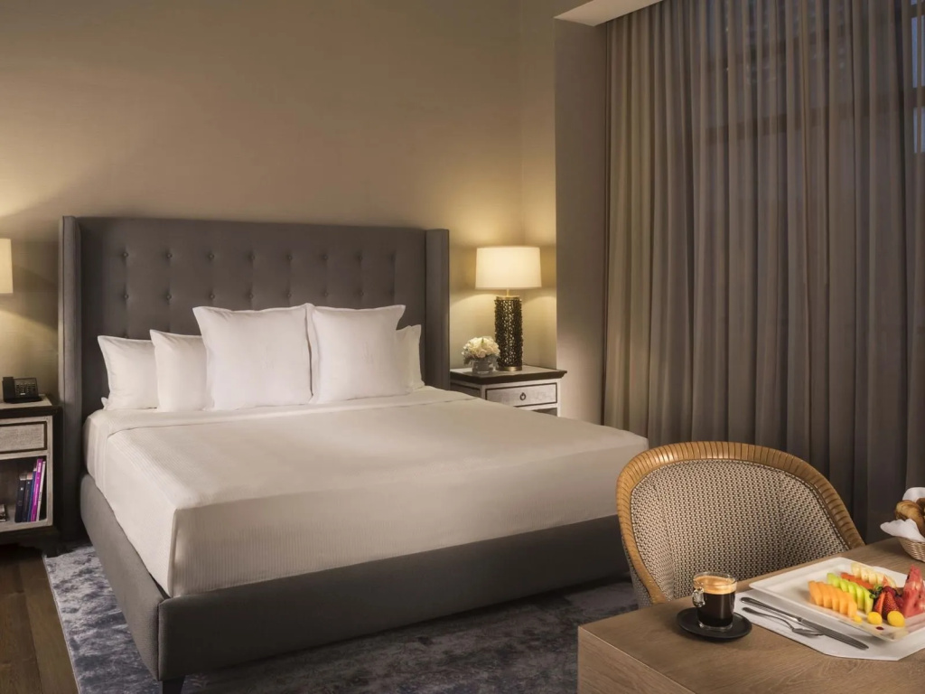 Sky Double Suite (full double bed)
