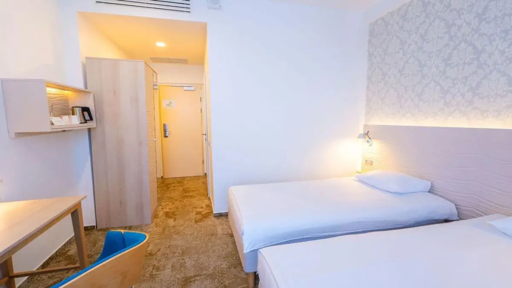 Metropol Hotel - Chambres
