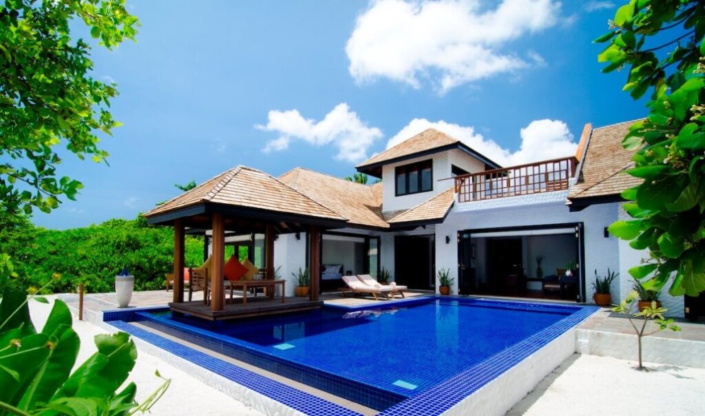 Hideaway Beach Resort & Spa