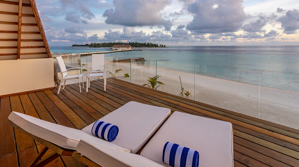 Cinnamon Velifushi Maldives