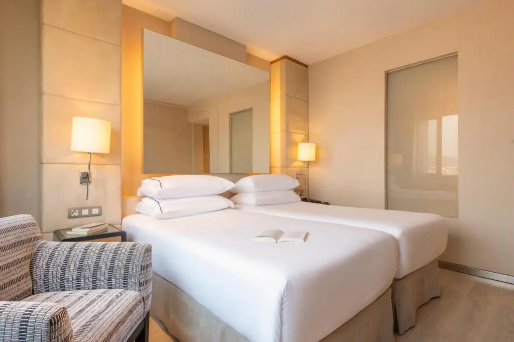 Hesperia Presidente Hotel - Chambres