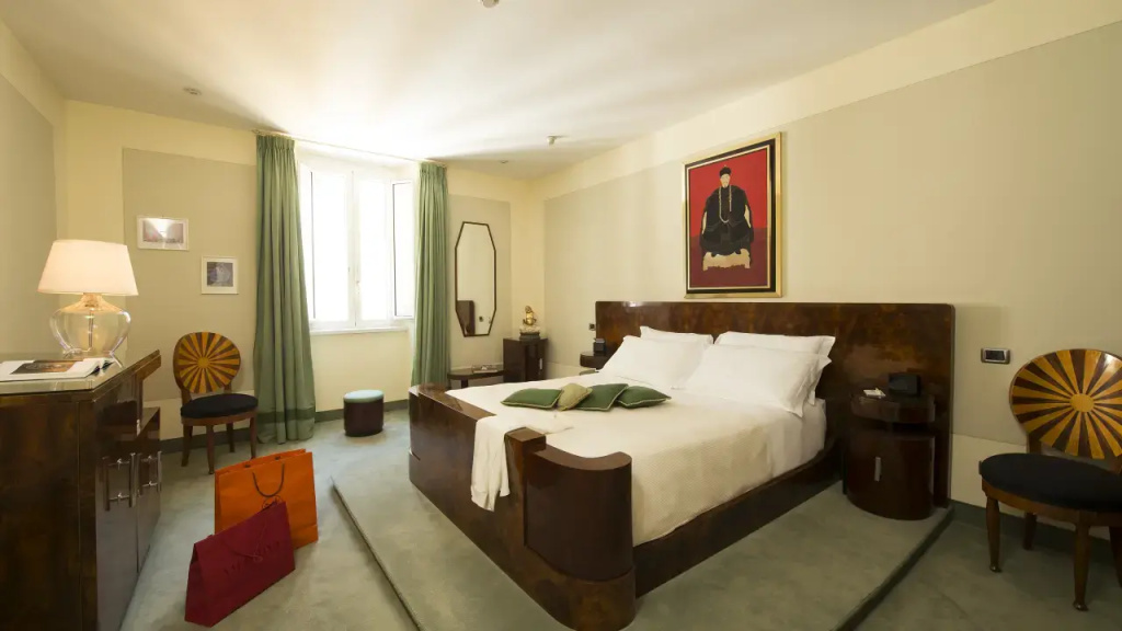 No. 3 Triple Suite