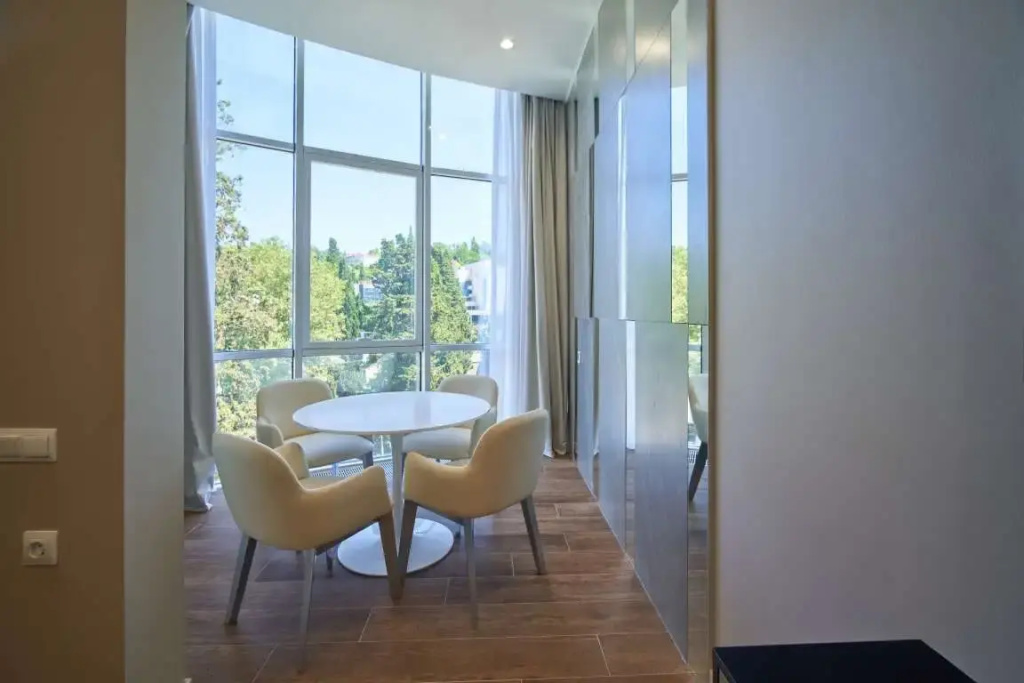 Mirror Residence Hotel Room Type - 2 Bedrooms Family with Kitchen-Living room Quadruple Studio with city view