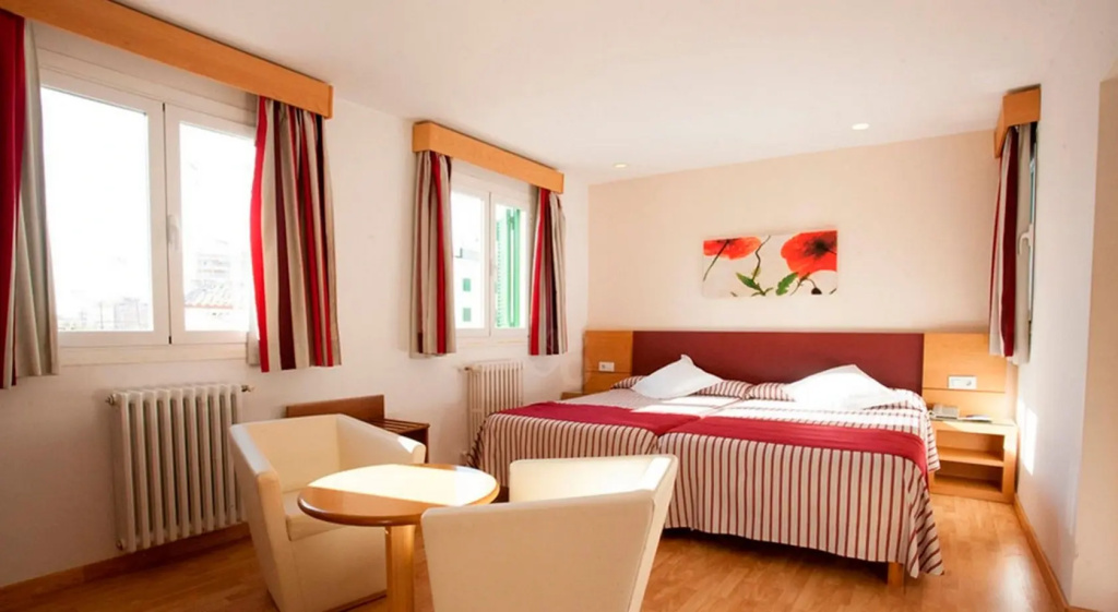 Hotel Amic Colón - Chambres
