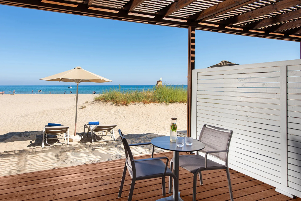 Pilot Beach Resort - Chambres