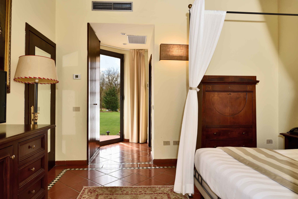 Deluxe Double room (twin beds)