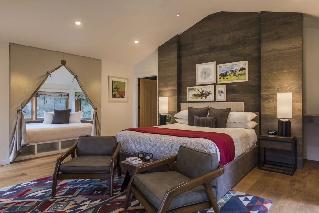 Alder Double Tree House (full double bed)