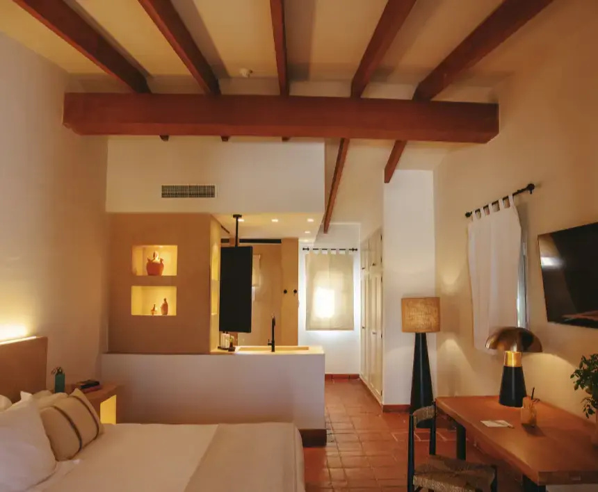 Double room (full double bed)