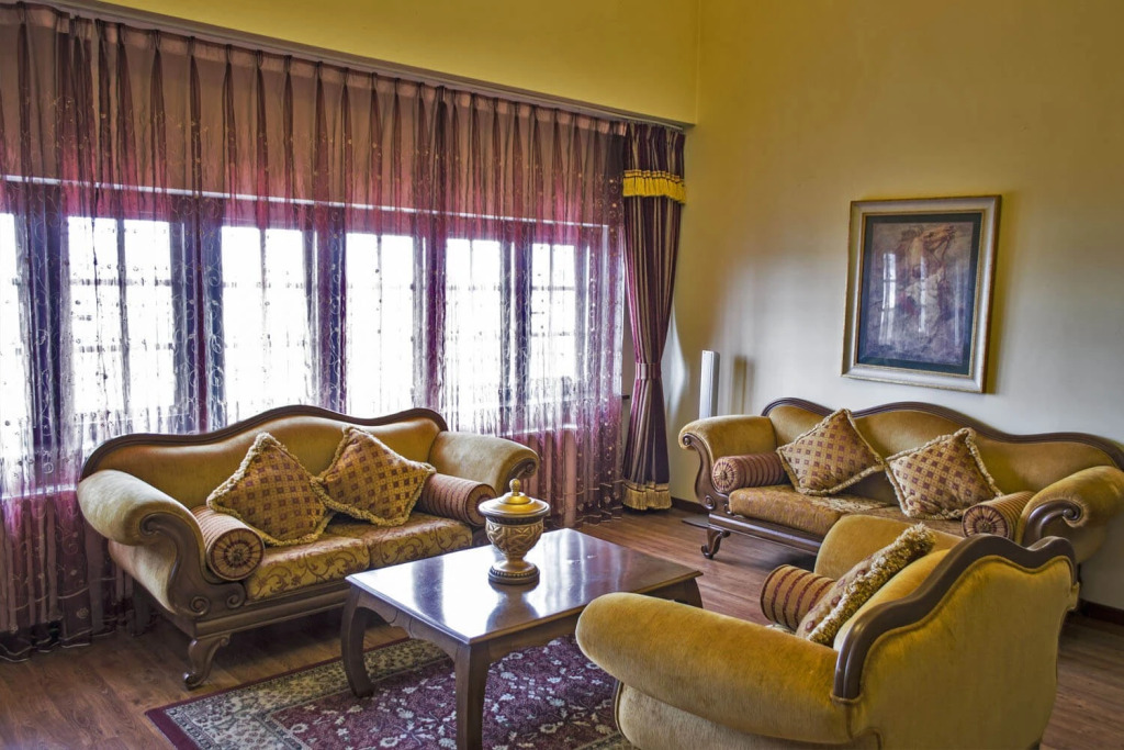 Номер семейный с 2 комнатами с балконом и с красивым видом из окна в Park Hotel Kokshetau