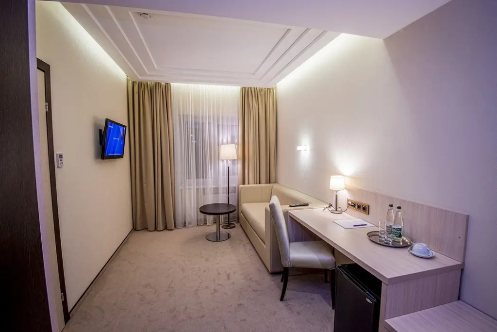 AZIMUT Hotel Saransk Room Type - Double Suite full double bed