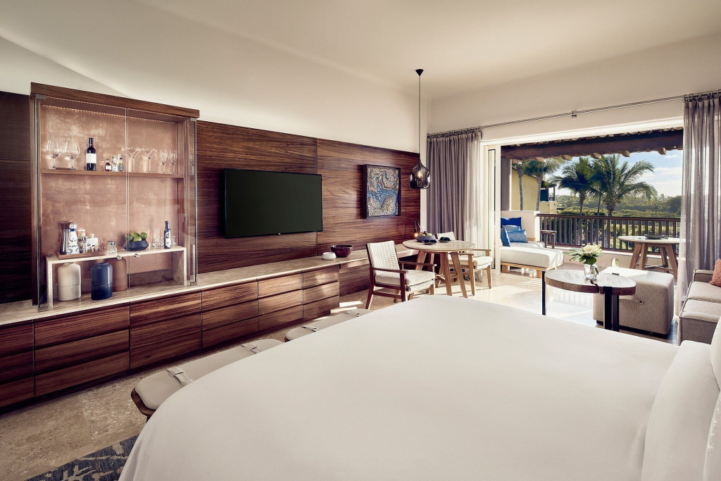 Casita with garden view