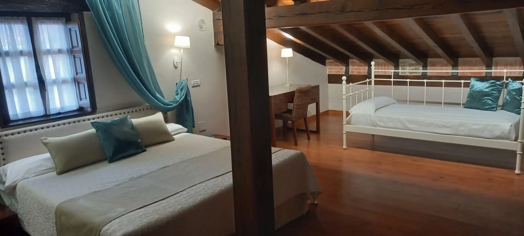 La Casona de Revolgo - Chambres