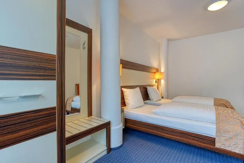 Comfort Double room (full double bed)