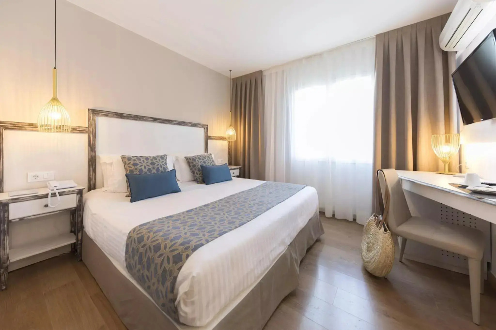 Comfort Double room (full double bed)