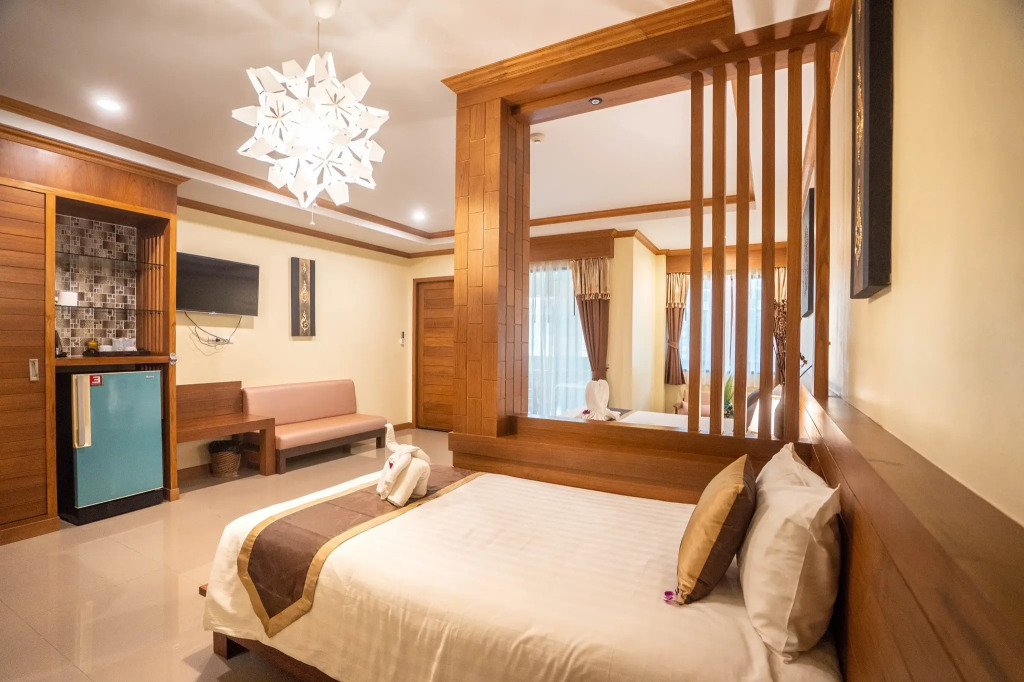 Трёхместный номер Deluxe в Baan Sailom Resort