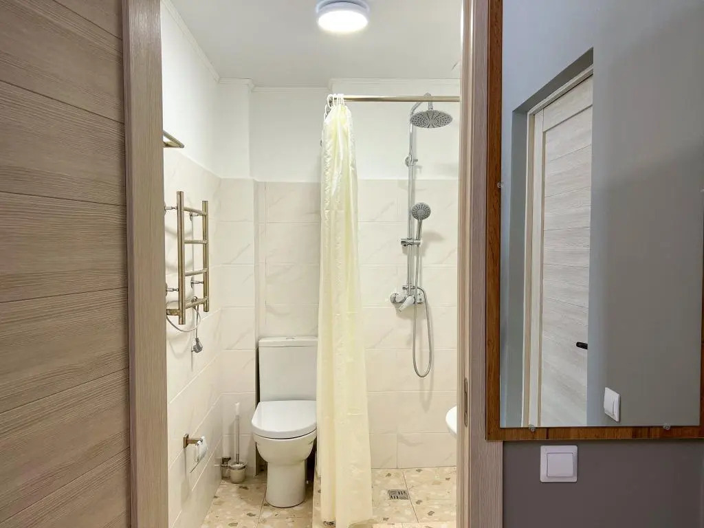 Двухместный номер Стандарт (корпус С) c 1 комнатой с видом на парк двуспальная кровать в Напра