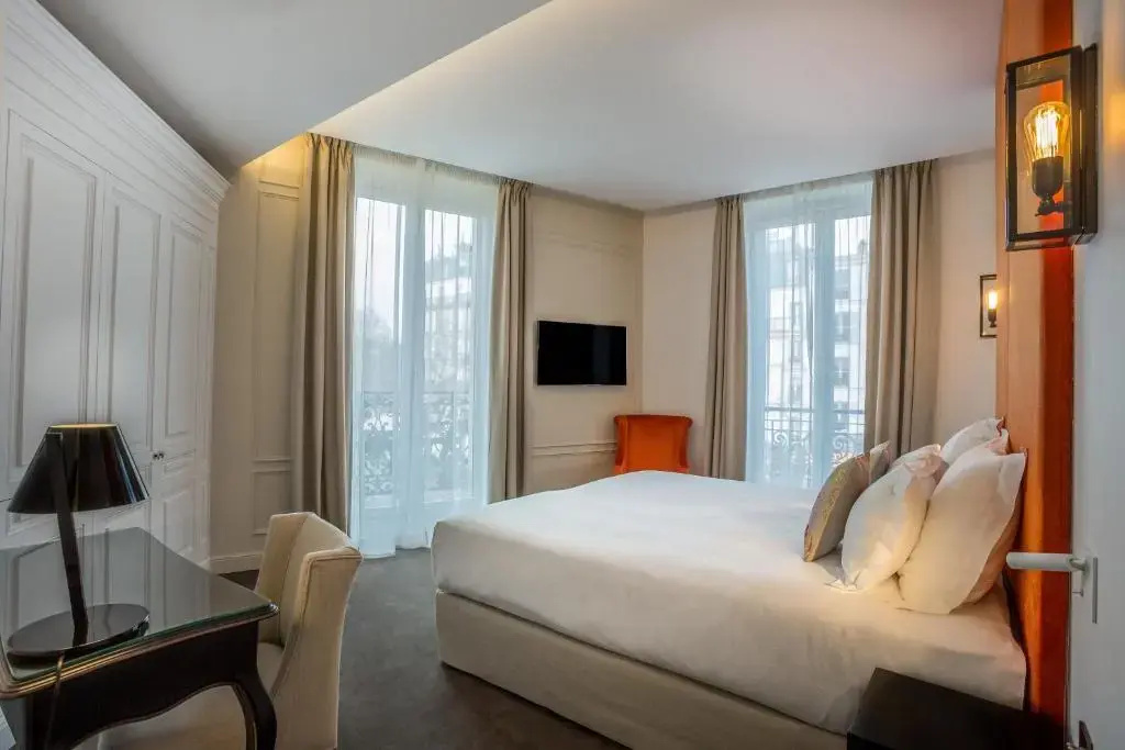 Prestige Double room (full double bed)