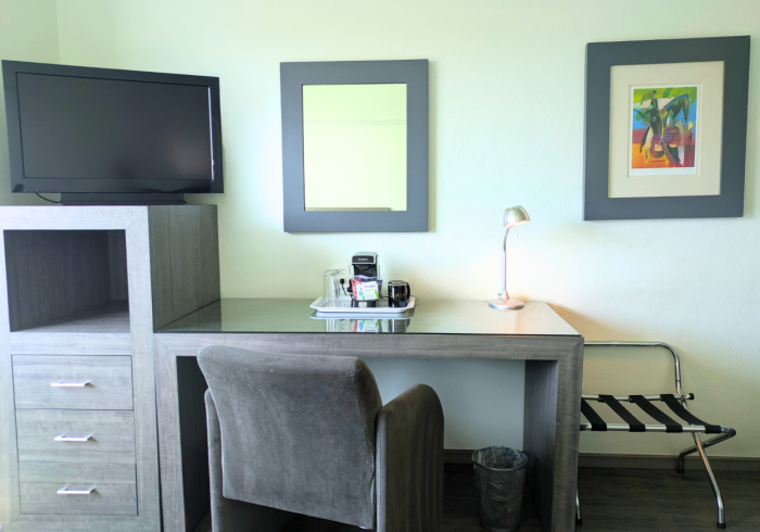 We Hotel Aeropuerto - Chambres