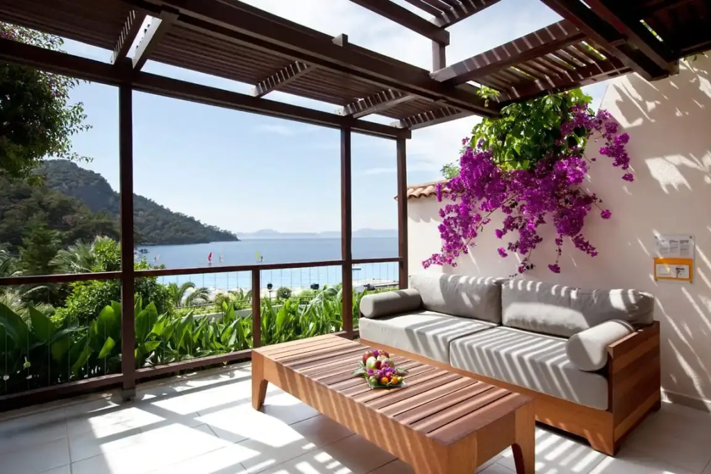 Hillside Beach Club image rooms