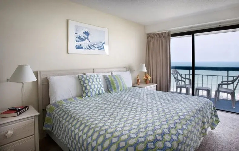 Double Suite (full double bed)