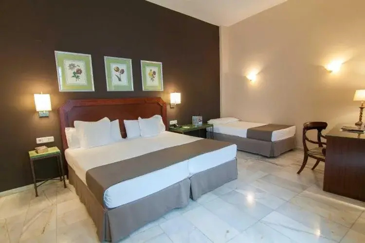 Hotel San Gil Sevilla - Chambres