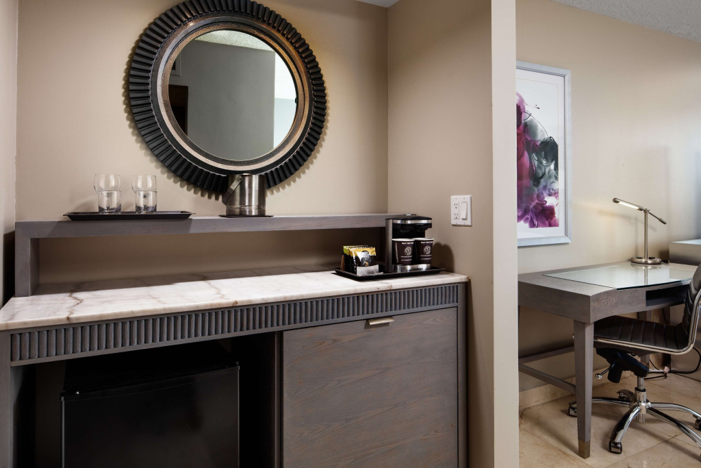 DoubleTree by Hilton Grand Hotel Biscayne Bay - Chambres