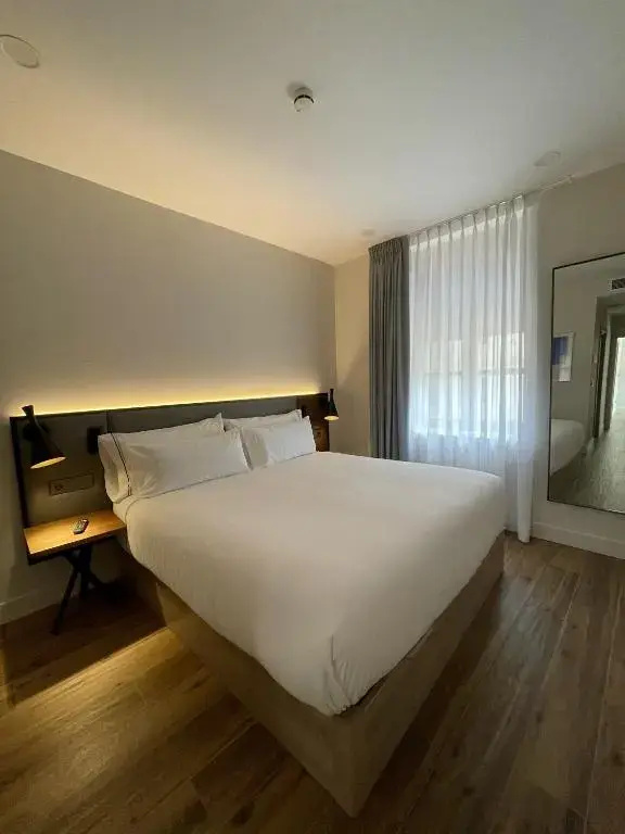 2 Bedrooms Suite