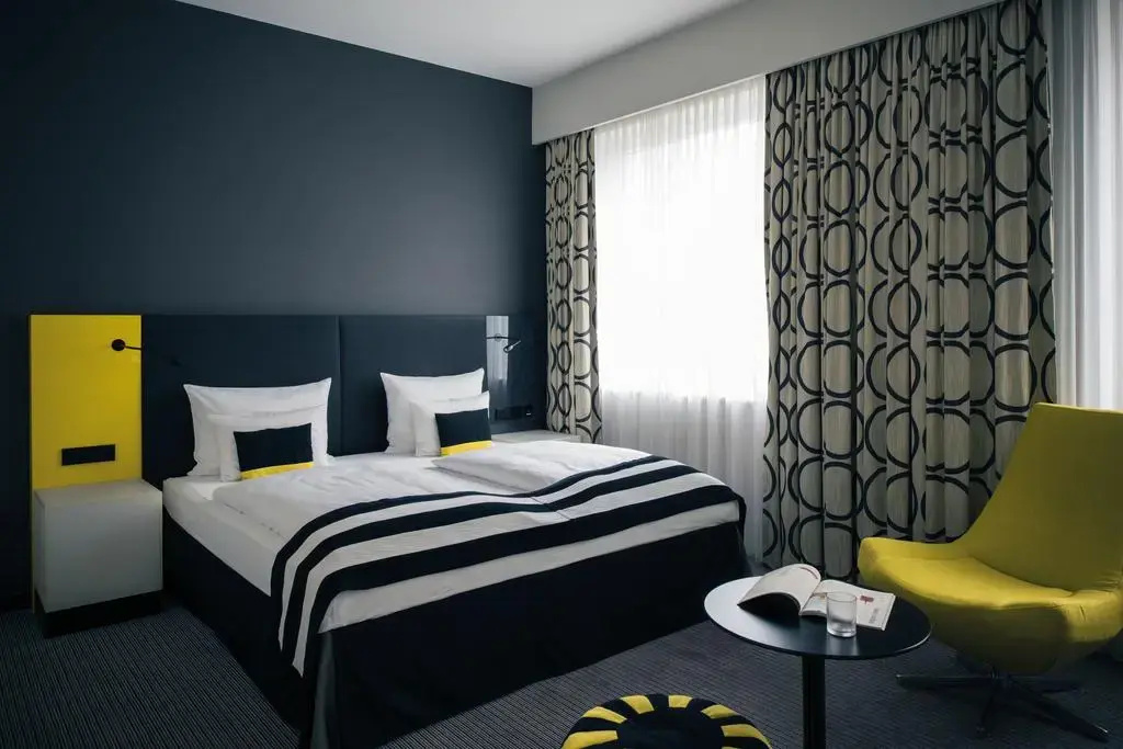 Executive Double room (full double bed)