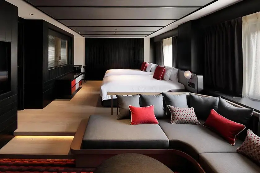 Special Cross Floor Double Junior Suite (twin beds)