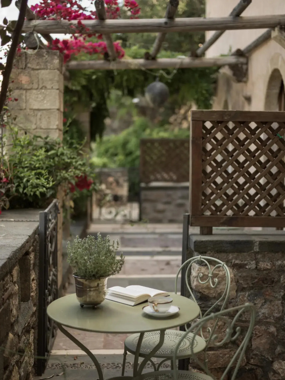 Kinsterna Hotel - Chambres
