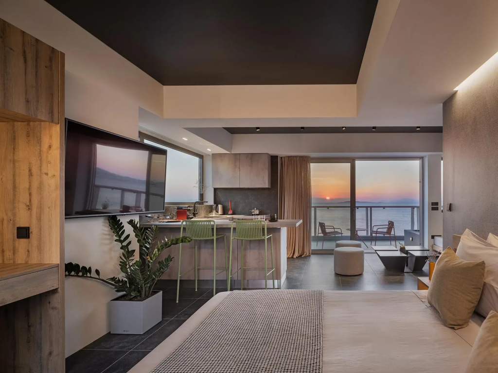 Loft with sea view