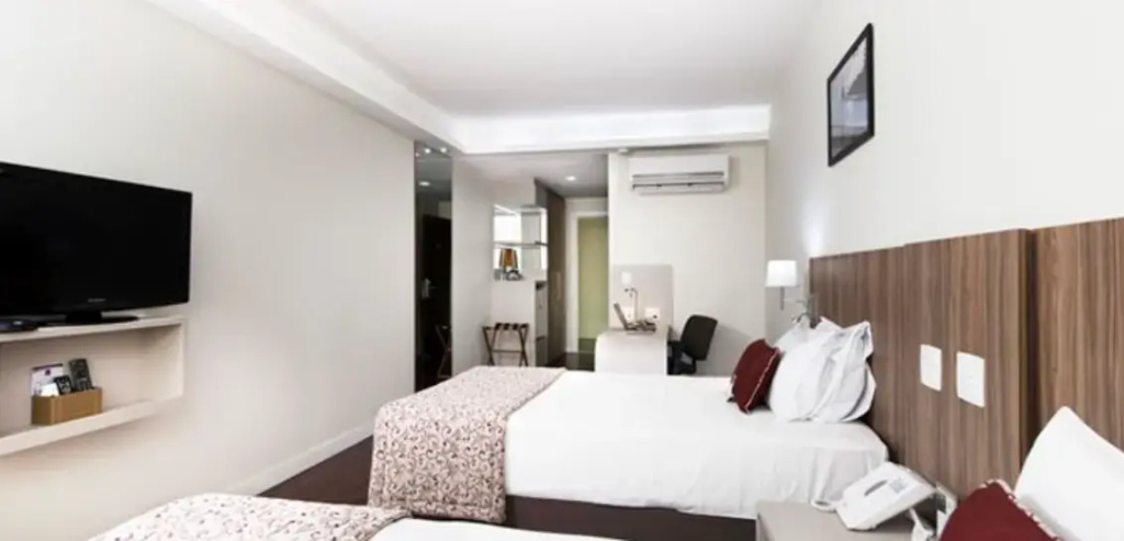 Superior Double Suite (twin beds)