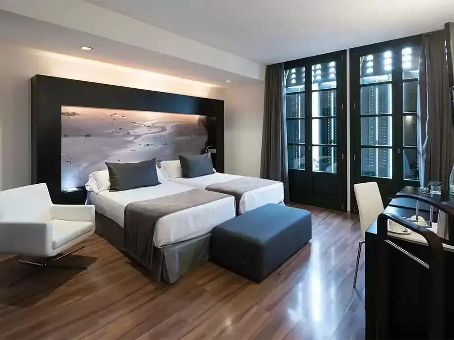 Catalonia Catedral Hotel - Chambres