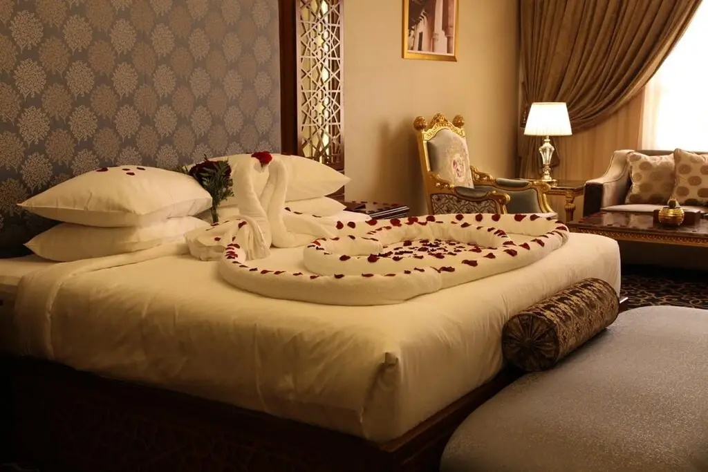 Diplomatic Double Suite (full double bed)