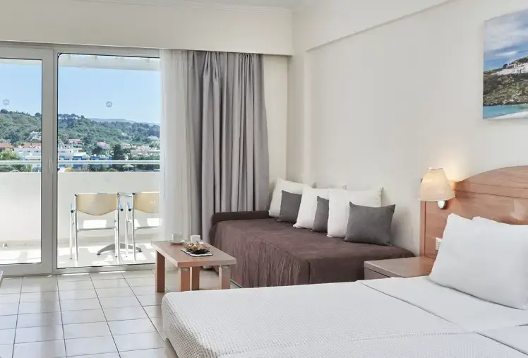 Classic Double room (full double bed)