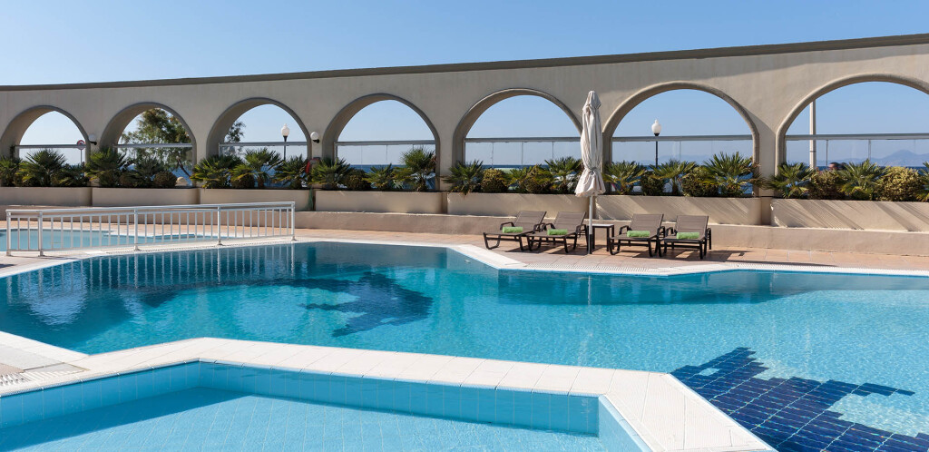 Aquarium View Hotel 4 *