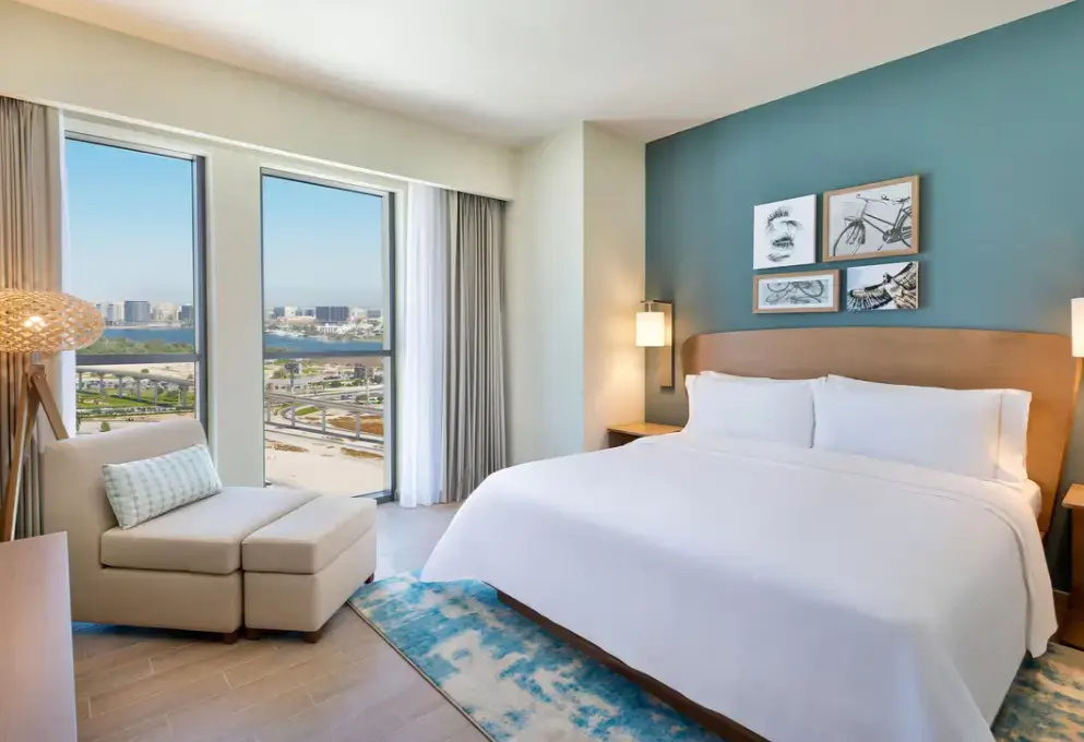 2 Bedrooms Quadruple Apartment with creek view
