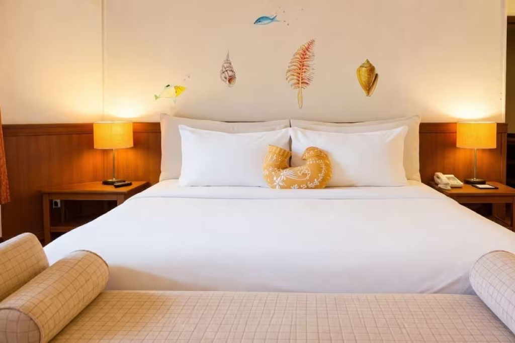 Double Junior Suite Poolside (full double bed)