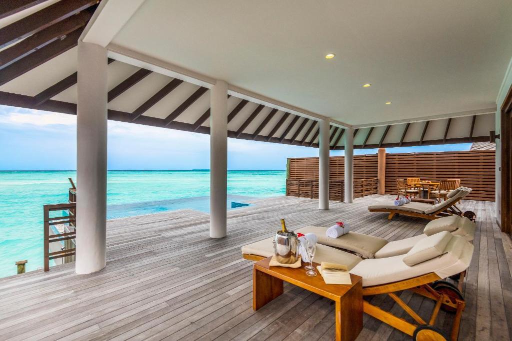 Hideaway Beach Resort & Spa