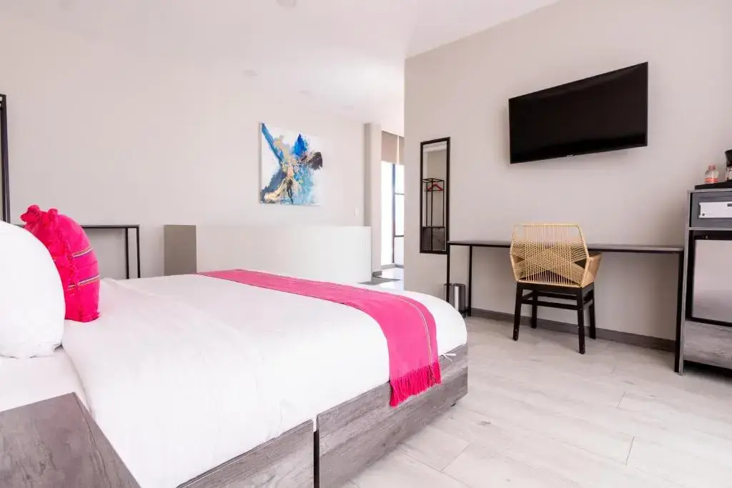 Deluxe Suite