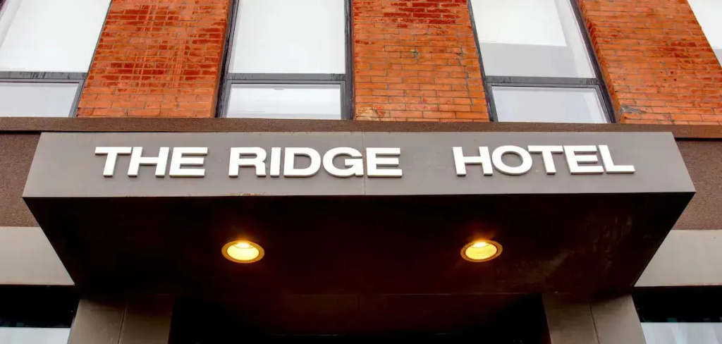 The Ridge Hotel — фото