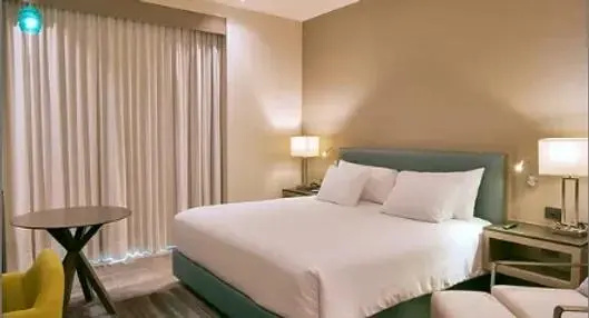 Valley View Double Master Suite (full double bed)