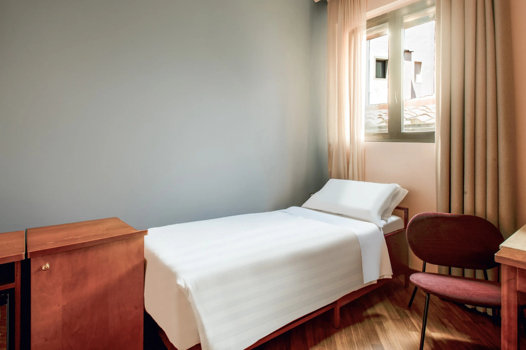 Double room (twin beds)