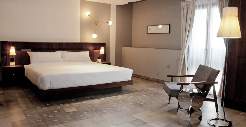 Luxury Double room (full double bed)