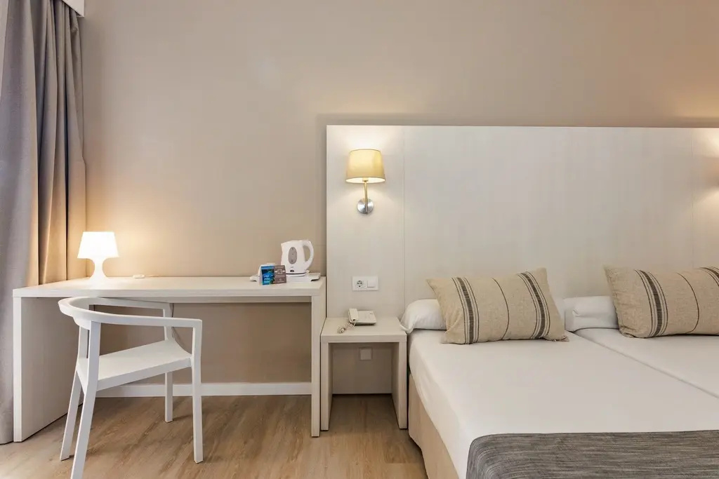 Minura Hotel Sur Menorca - Chambres