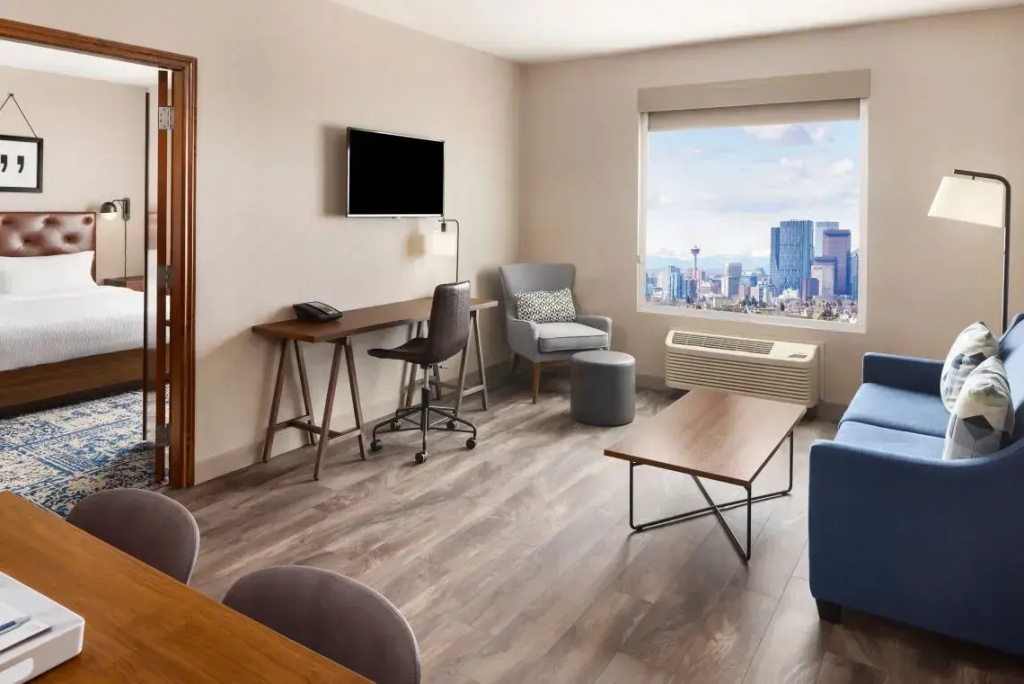 Four Points by Sheraton Calgary Airport - Chambres